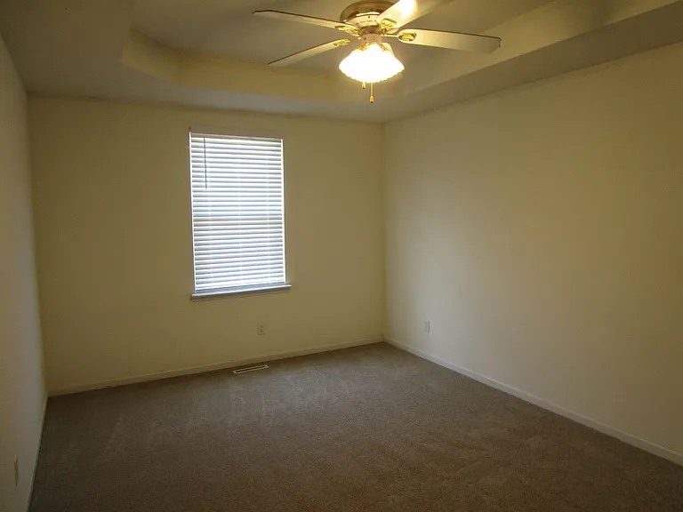 1704-1706 Juniper Dr — Photo 13