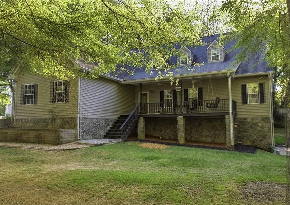 1st image of 164 Laurens Rd
