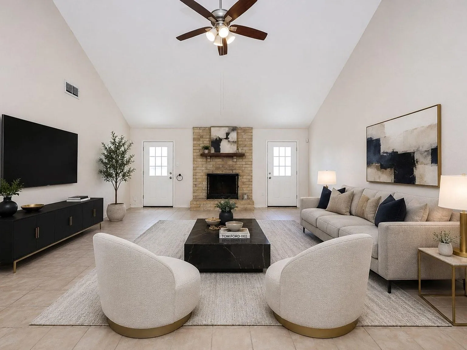 3 bed, 2.0 bath, 1580 sqft, $2,100 — Photo 4