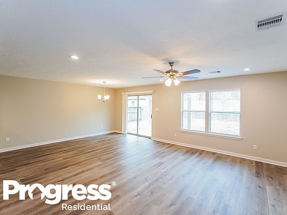4th image of 3007 Mustang Meadow Ln
