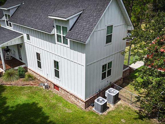 5th image of 150 Fowler Rd