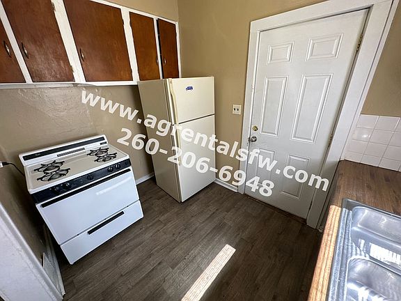 4th image of 3209 Fairfield Ave #1