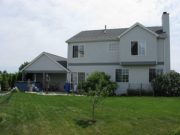 2nd image of 1027 Sonoma Ln