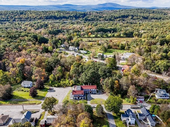 223 Worcester Rd, Sterling, MA 01564