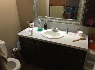 202 Senior Dr, Wister, OK 74966