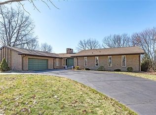 110 Fox Hill Dr, Sewickley, PA 15143