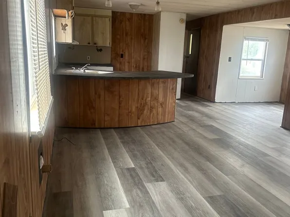 Golden Rail Trailer Park, 17 S 600 W Trailer 5, Burley, ID 83318