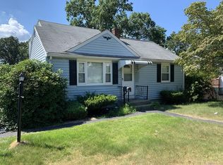 413 E Ashland St, Brockton, MA 02302