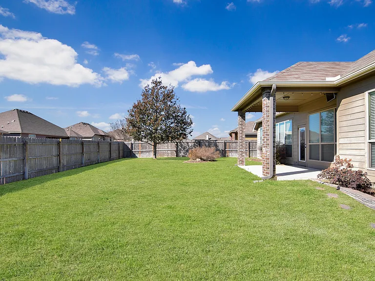 7316 Amber Meadow Loop — Photo 24