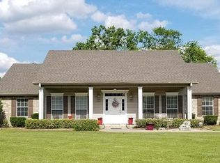 322 Grimes Rd, Dequincy, LA 70633