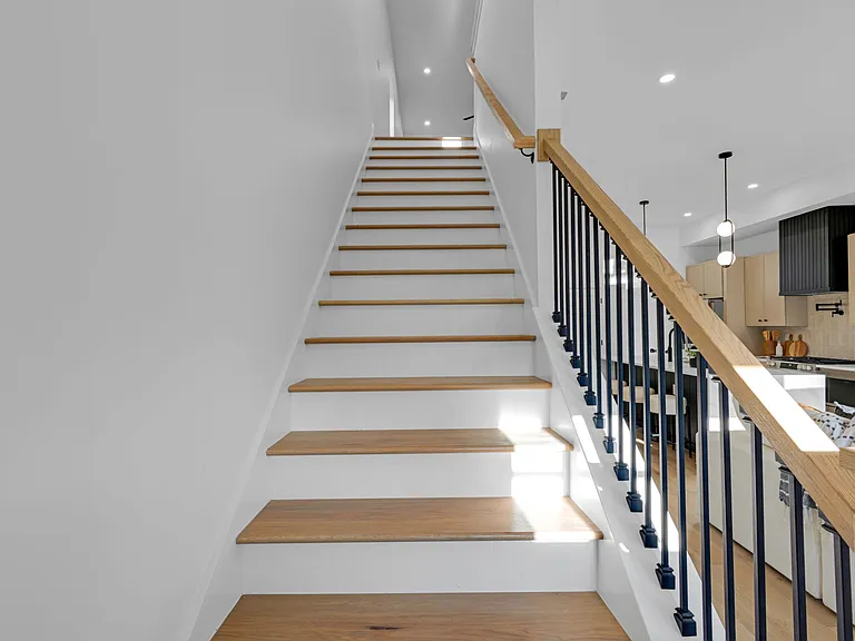 1025 Churchman Ave — Photo 28