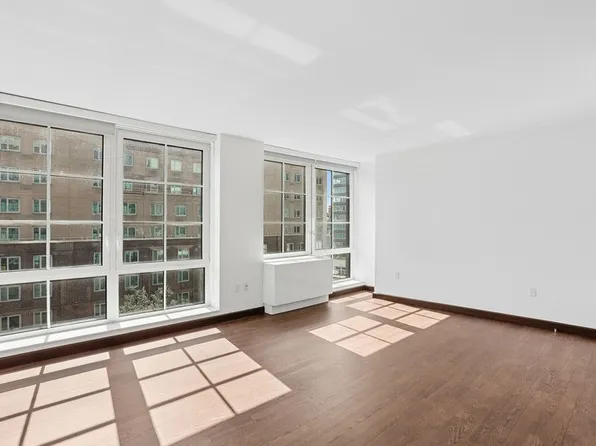 138 East 12th Street image 1 of 10