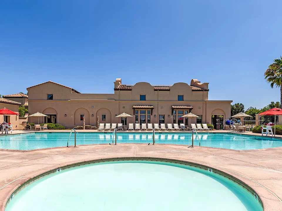 Miramar Townhomes - Military Housing
