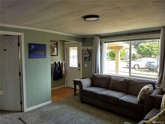 4th image of 307 Linda Ln