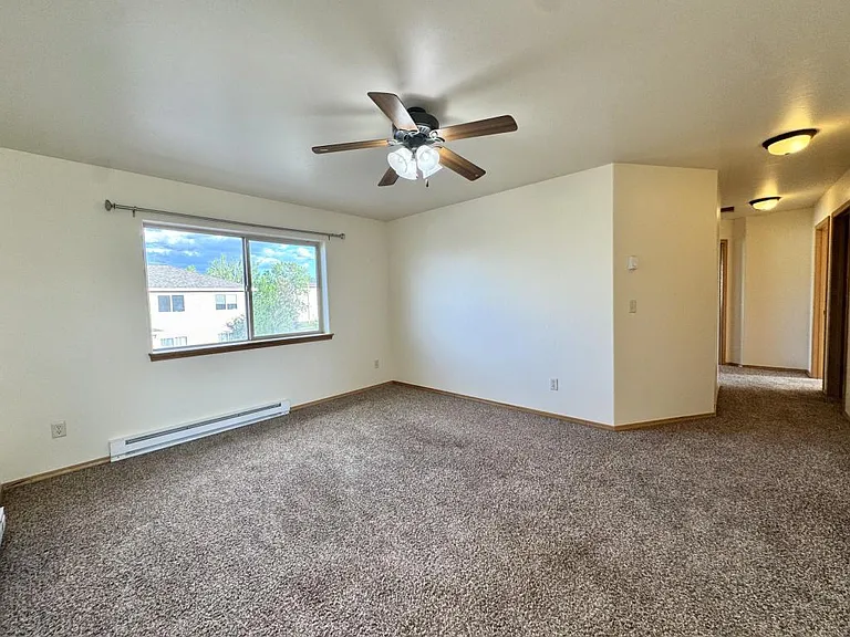 1608 Warehouse Ave #3 — Photo 3