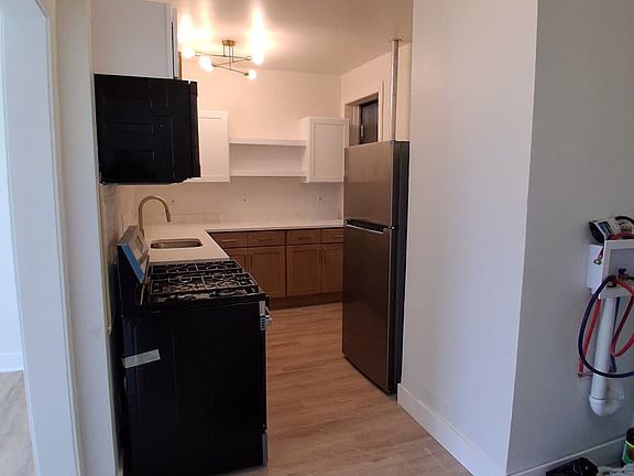 2nd image of 210 60th St APT 17