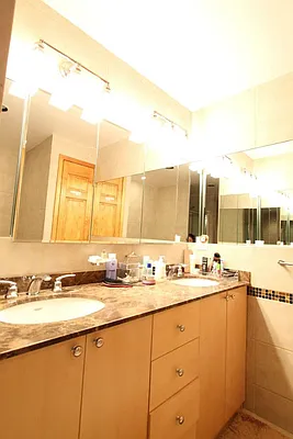 Rented by Level Group | media 32