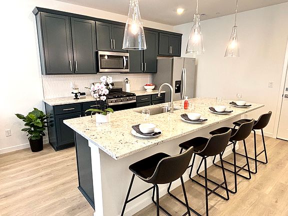 2nd image of 2773 Bear Springs Cir