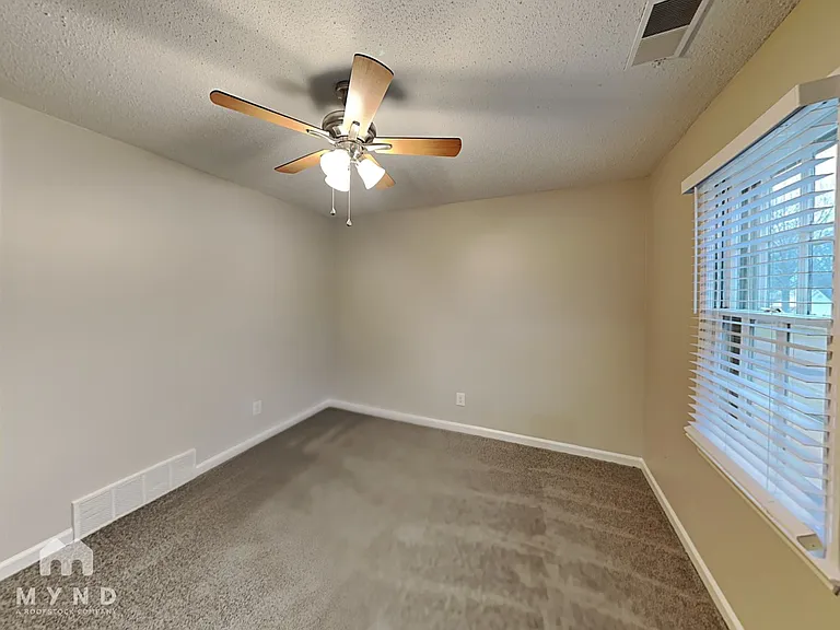 429 Dove Valley Rd — Photo 21