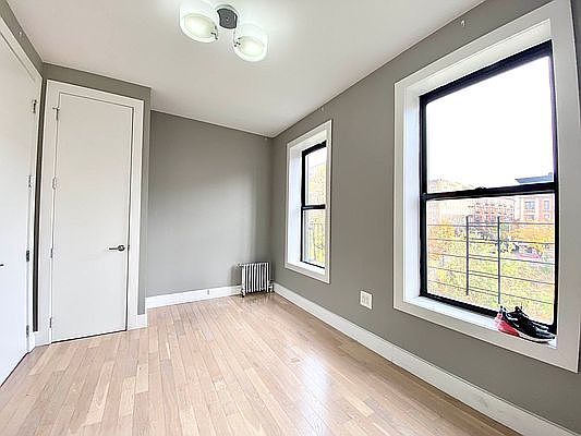 1st image of 4308 Broadway #6