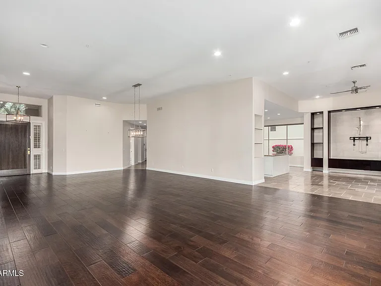 8317 E Feathersong Ln — Photo 8