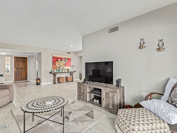 4th image of 9812 W Kerry Ln