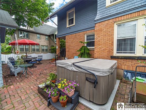 4th image of 633 Lakeview Ave