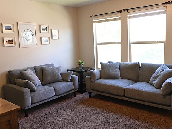 2nd image of 573 W Goldenrod Way