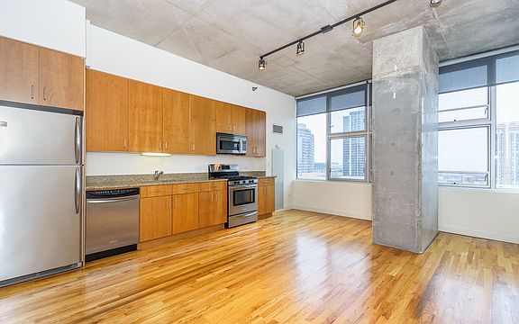 2nd image of 1720 S Michigan Ave APT 1107