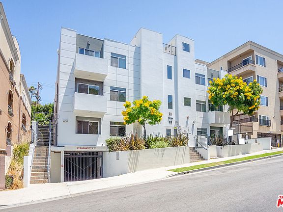 2nd image of 966 S Saint Andrews Pl APT 102