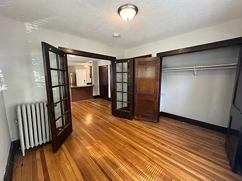 422 Pierce Photo 1