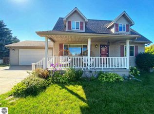1244 Buckingham Pl, Mount Pleasant, MI 48858
