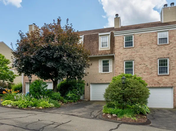 64 Kingswood Drive #64, Bethel, CT 06801