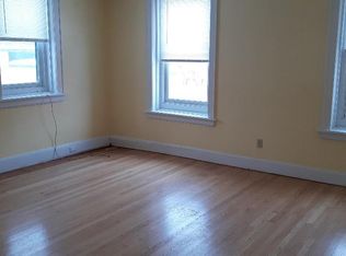 120 Calumet St APT 5, Lake Linden, MI 49945