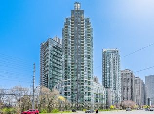 220 Burnhamthorpe Rd W #3202, Mississauga, ON L5B4N4