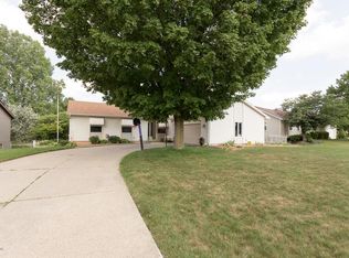 7088 Brooklyn Ave SE, Grand Rapids, MI 49508