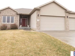 1101 N 96th St, Lincoln, NE 68505