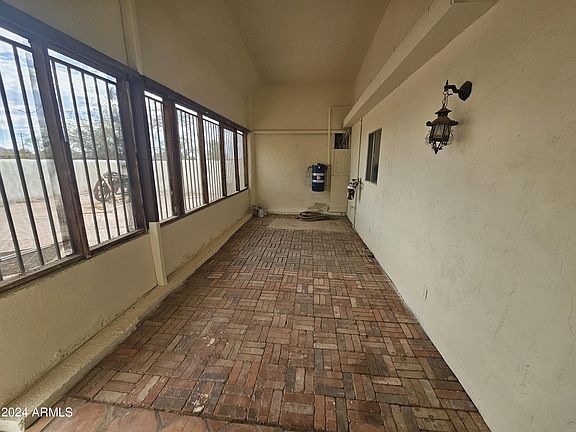 5th image of 11835 S 217TH Avenue