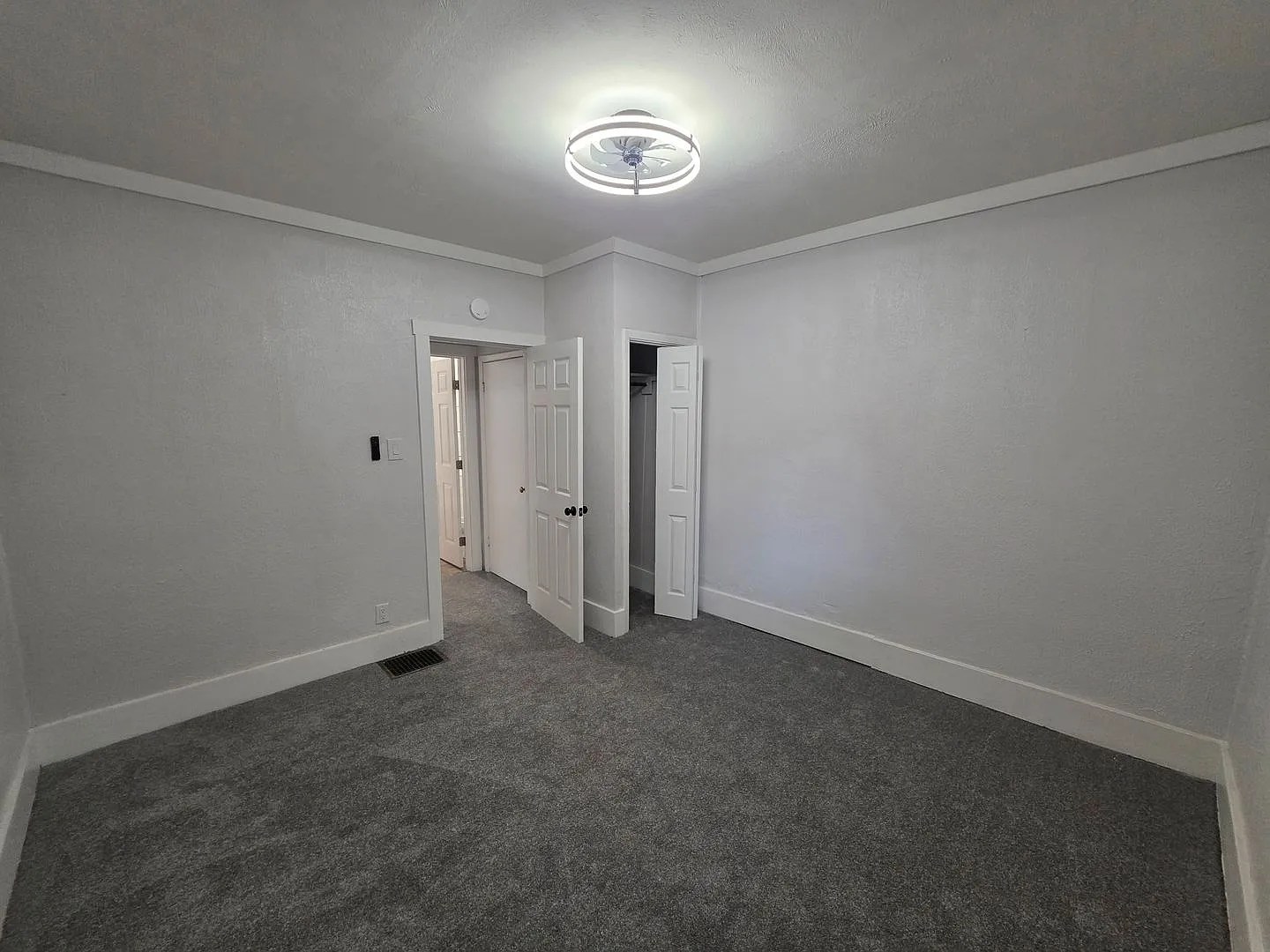 1600 Woodmont Avenue — Photo 4