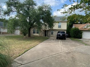 6722 Oriole Ct, Fort Worth, TX 76137