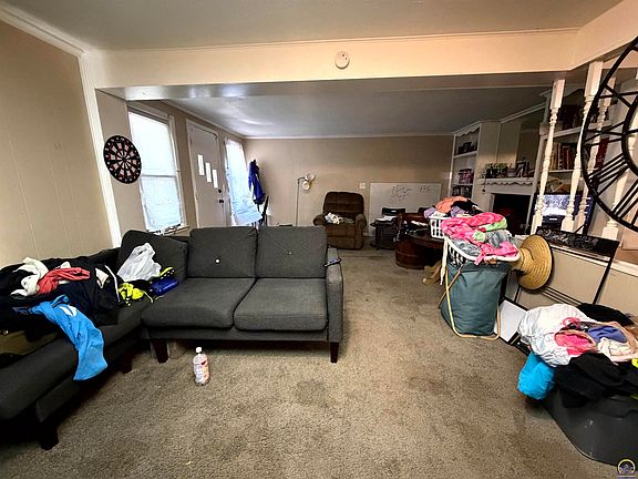 3rd image of 3230 SE Keystone Ave