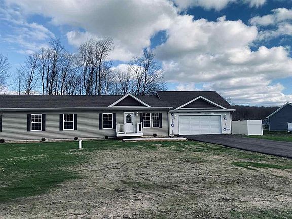 2nd image of 3895 Leslie Ln #16