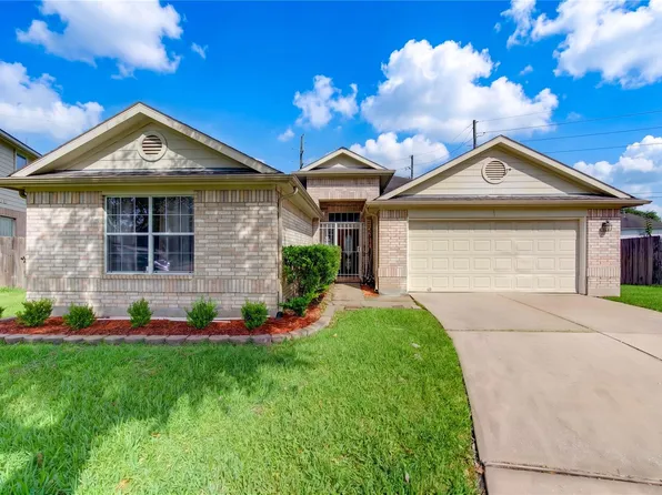 702 Hollyhock Dr, Stafford, TX 77477