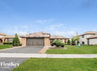 753 Willow Rd, Matteson, IL 60443