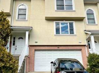 284 Palisades Dr, Morgantown, WV 26508