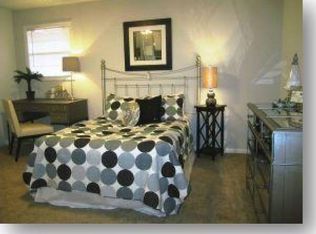 448 Lindsay St APT I, Kernersville, NC 27284