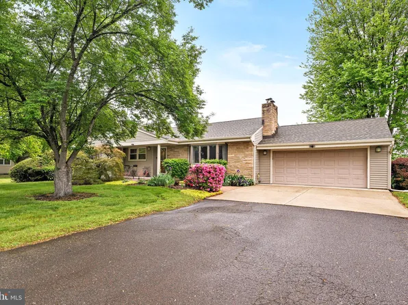 192 Robbinsville Edinburg Rd, Trenton, NJ 08691