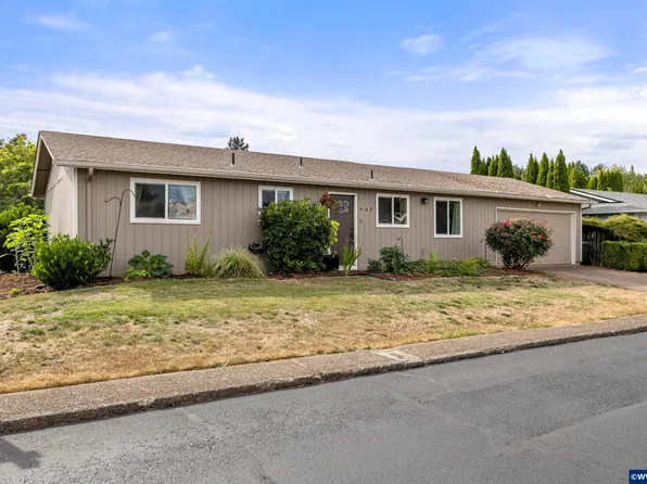 947 Genie St SE, Salem, OR 97306