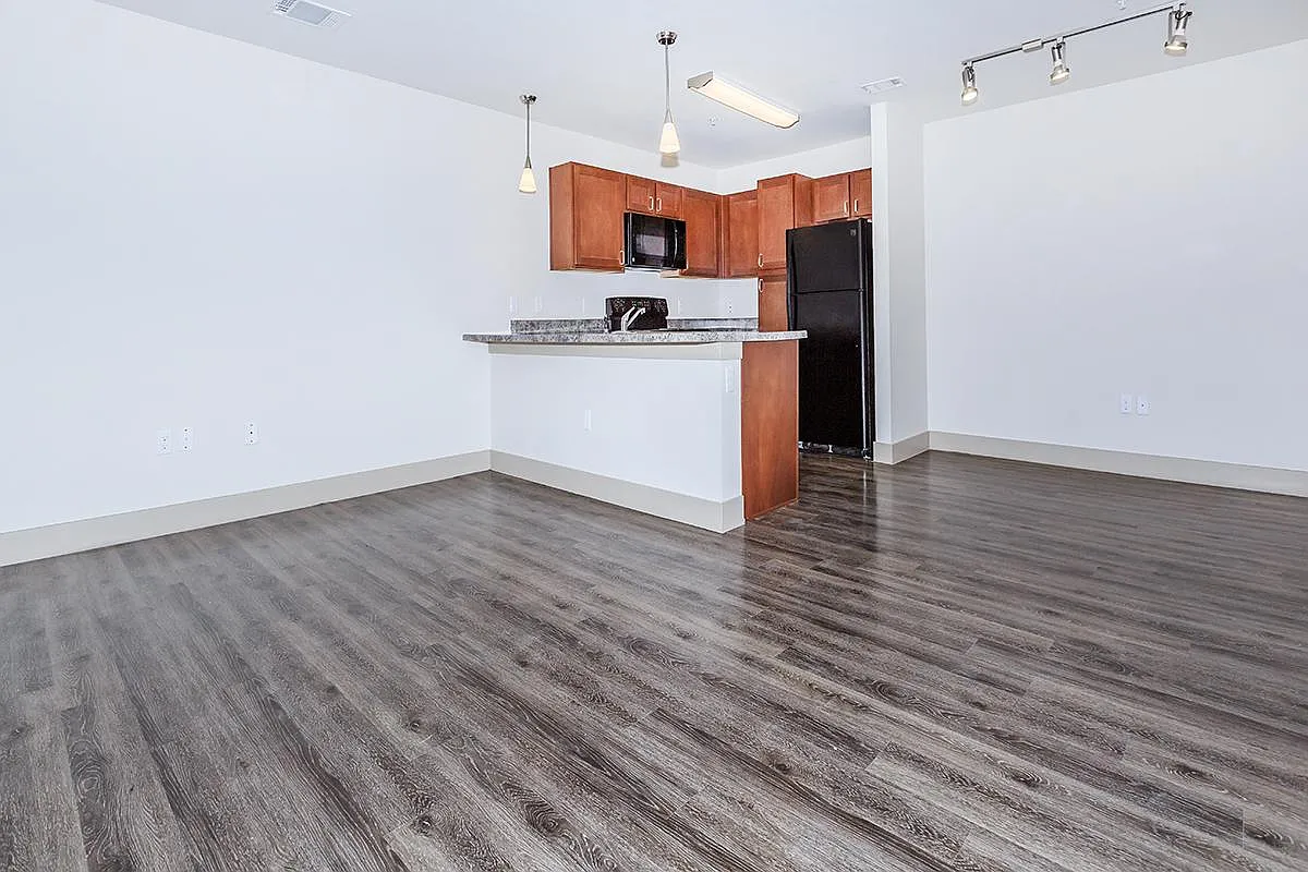 Bella Terra — Photo 1