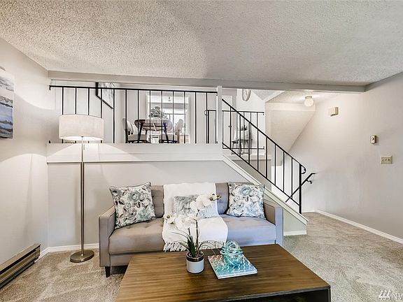 5th image of 706 NW 189th Ln #9